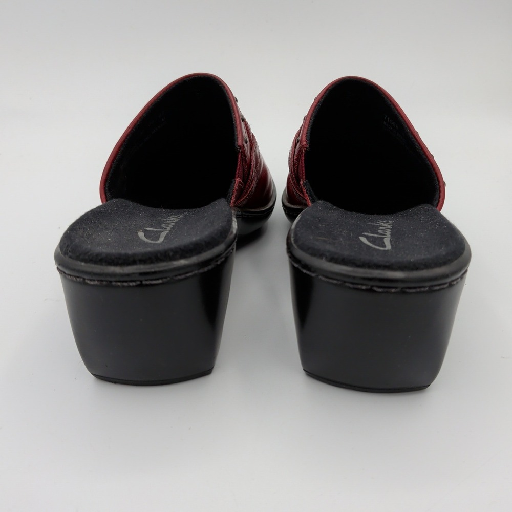 Clarks Womens 6.5M Burgundy Leather Studded Braided Mules Clogs 71568 Brazil - Picture 5 of 8